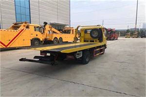 舒兰非事故拖车