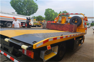 舒兰附近拖车电话号码服务